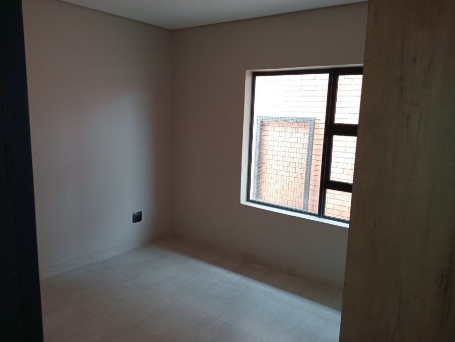 To Let 3 Bedroom Property for Rent in Somerton Estate Free State